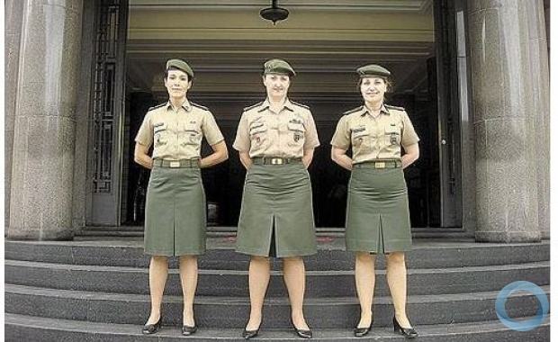 A Força delas: a crescente participação feminina no Exército Brasileiro -  DefesaNet