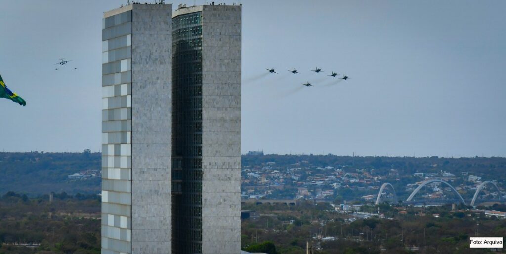 7SET: Desfile cívico-militar é o ponto alto da Semana da Pátria em Brasília  - DefesaNet